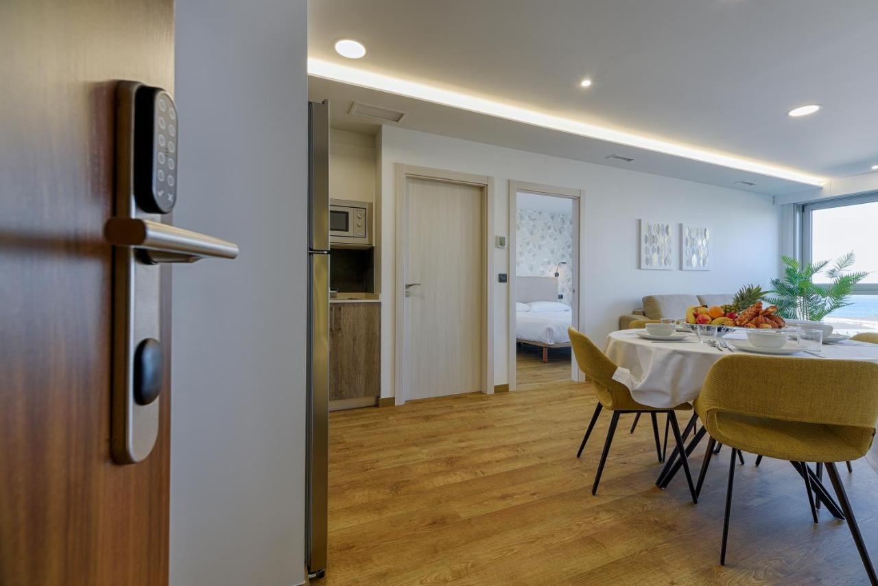 Th Apartments By Como En Casa A Coruna Exterior photo